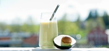 Oppskrift på Avocadosmoothie – Vegetarmat.org